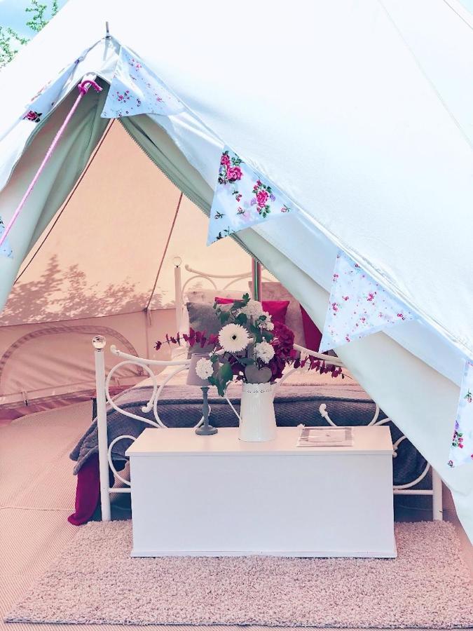 Luxe tent Valley Farm Bells